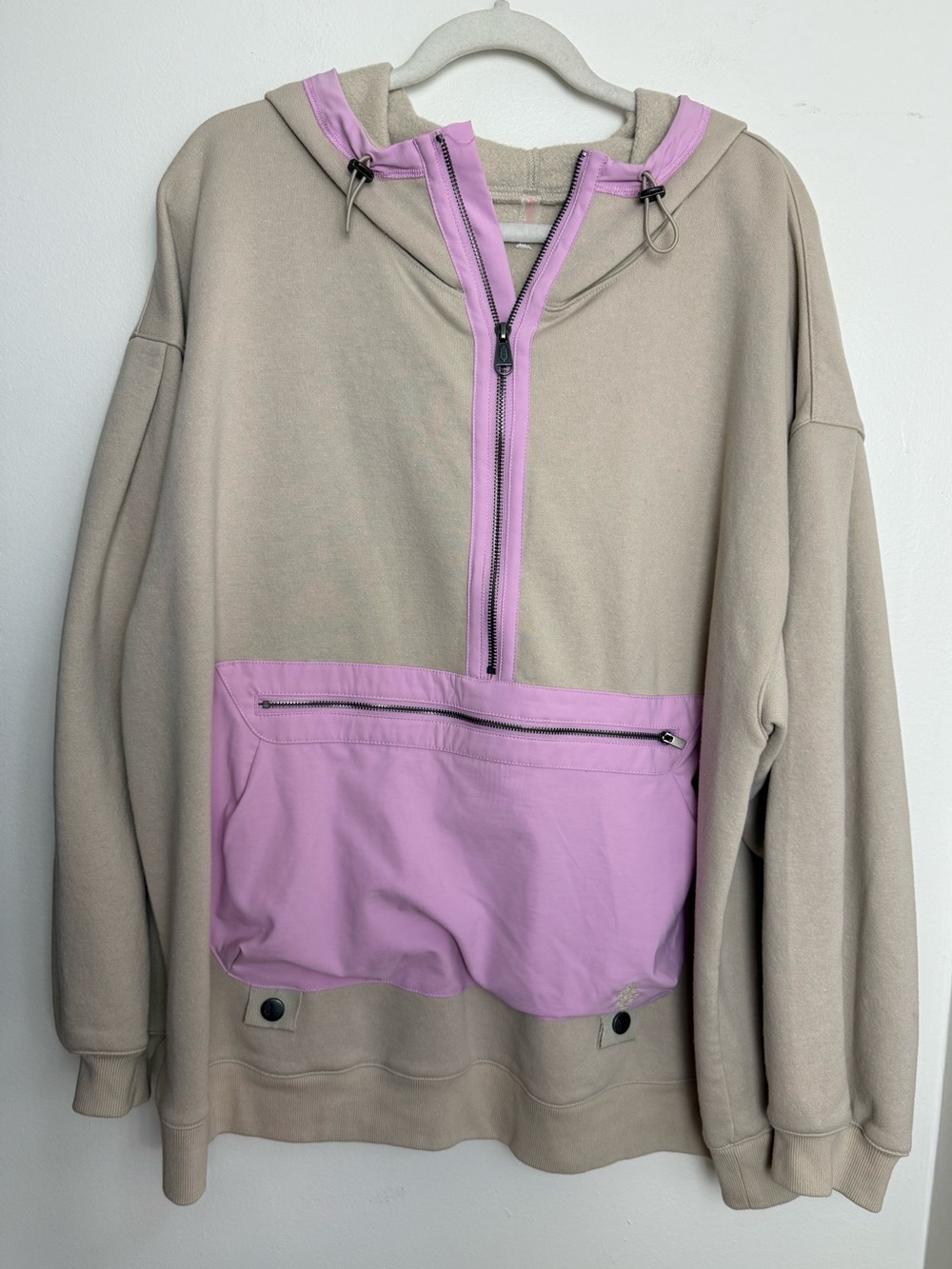 Free People Movement Beige Hoodie with Lilac Front Pocket and Trim Large